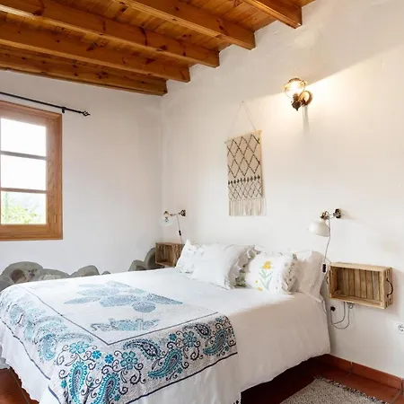 Home2Book Rustic House Los Realejos, Private Pool Holiday home *