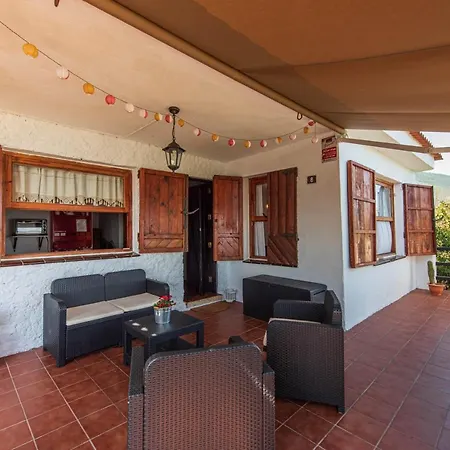 Home2Book Rustic House Los Realejos, Private Pool Holiday home *